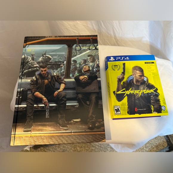 Cyberpunk 2077 for PS4 - Yellow and Blue Edition - Picture 1 of 8